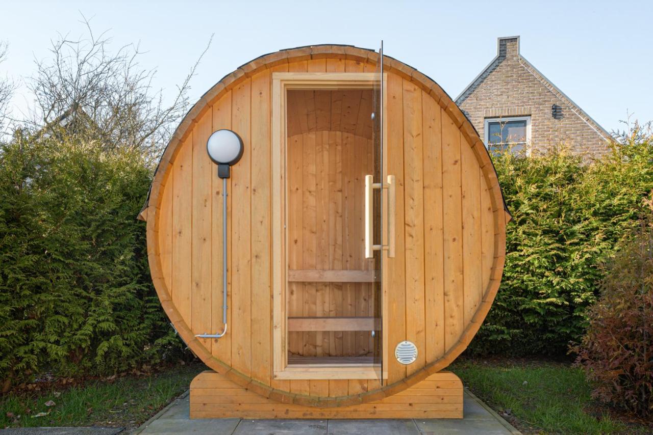 فيلا Tzummarumفي The Frisian Beach House Met Scandinavische Barrel Sauna المظهر الخارجي الصورة