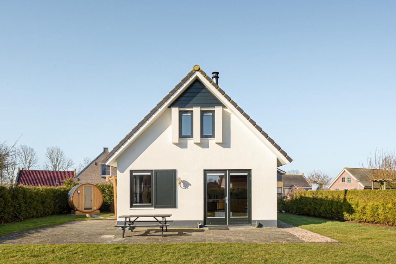 فيلا Tzummarumفي The Frisian Beach House Met Scandinavische Barrel Sauna المظهر الخارجي الصورة